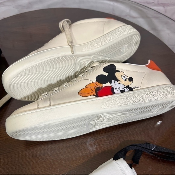 GUCCI x Disney Women's Ace Mickey Mouse Low Top Retro Vintage Sneakers 37 BNIB - Picture 4 of 15